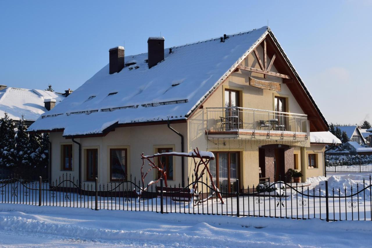 Hotel Gosciniec Klejnot Borowo Exterior foto