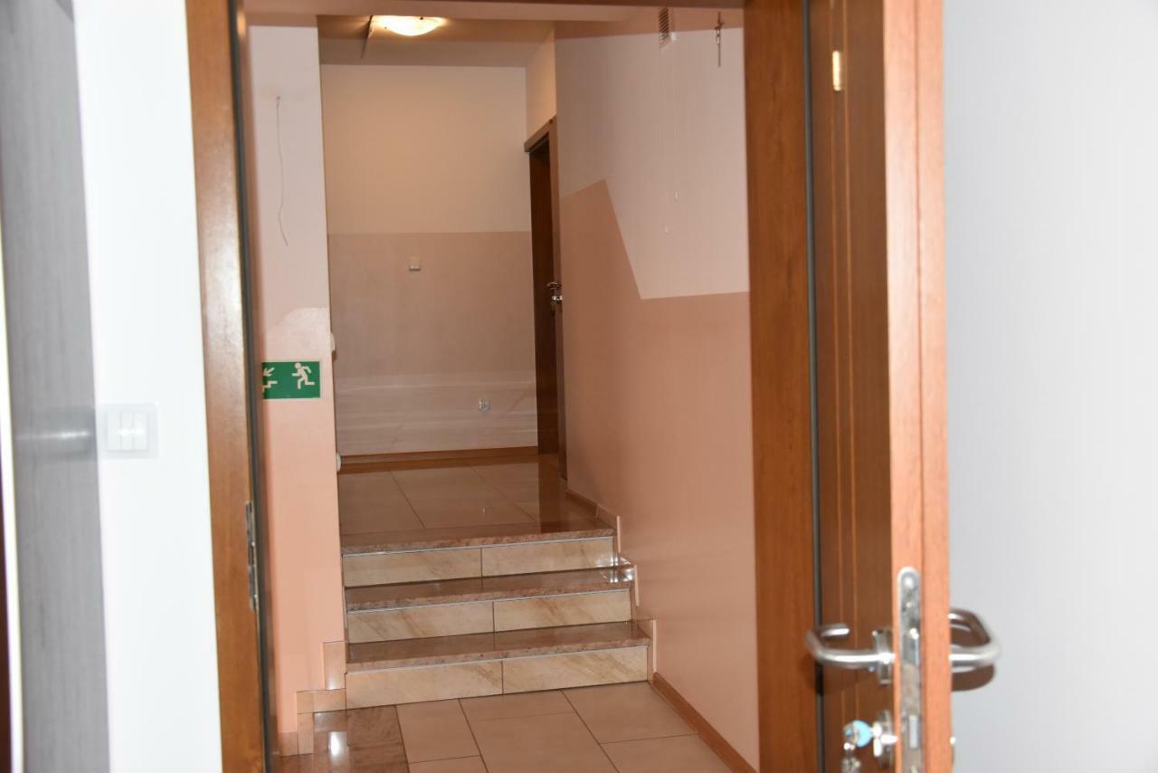 Hotel Gosciniec Klejnot Borowo Exterior foto